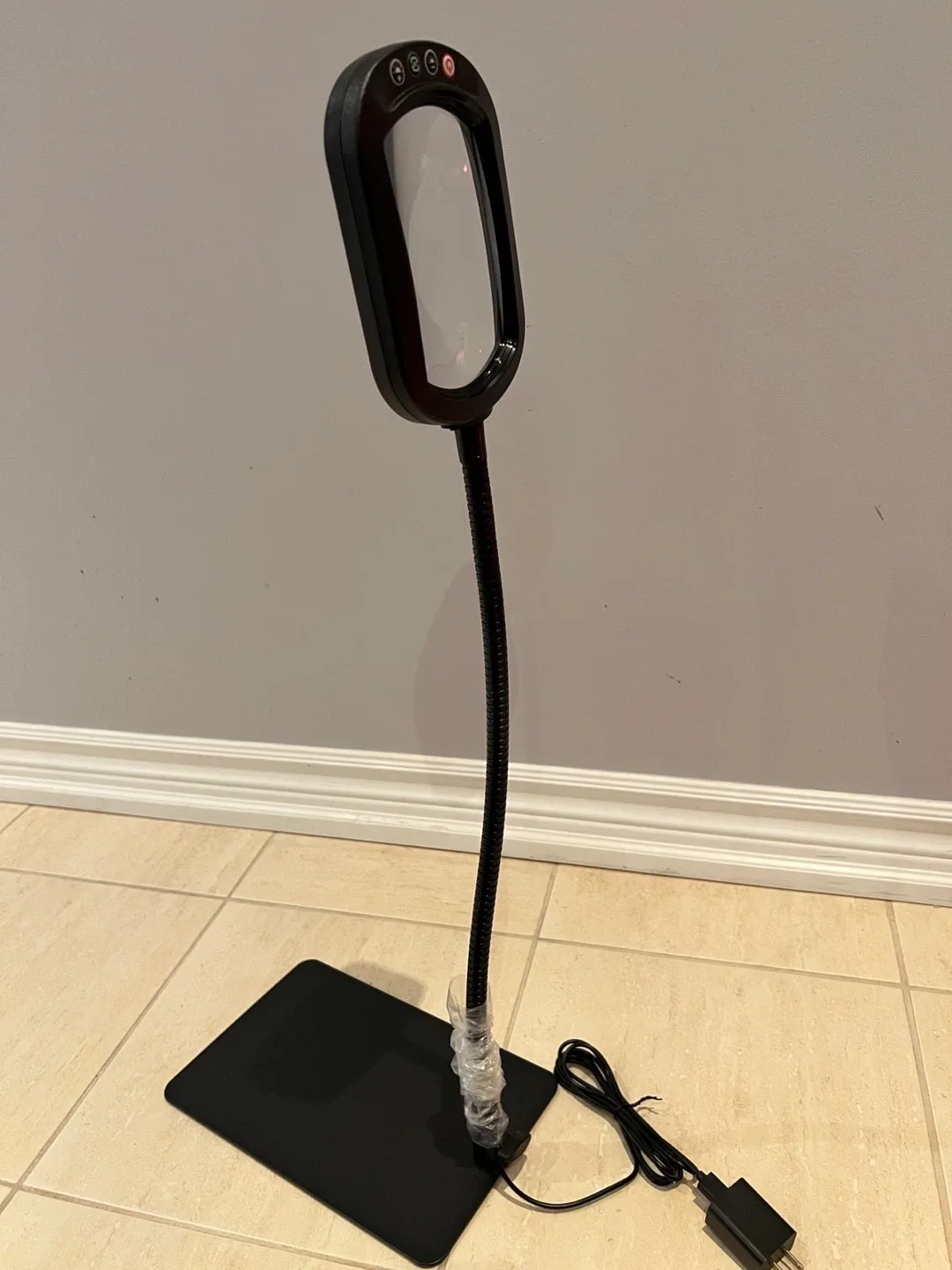 LED Magnifying Floor Lamp thumbnail