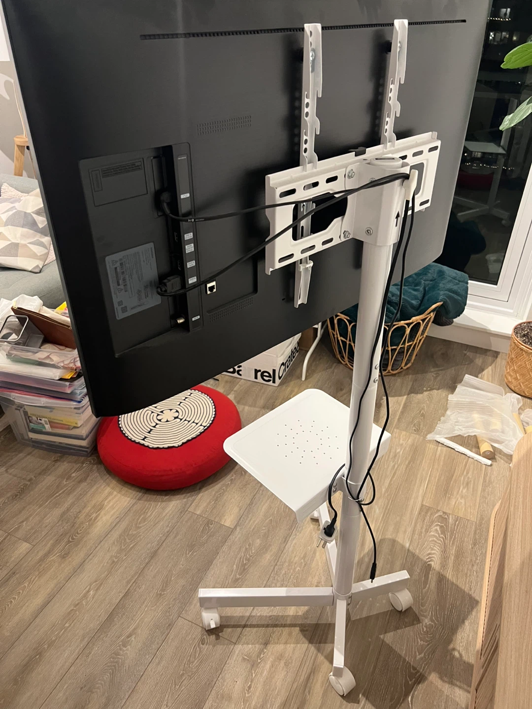 TV Rolling Stand - photo 2