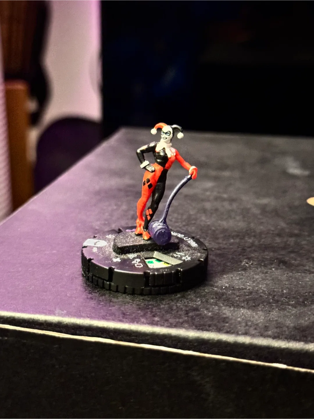 DC Heroclix Miniatures - Batman, Robin, Harley Quinn image indicator(2)