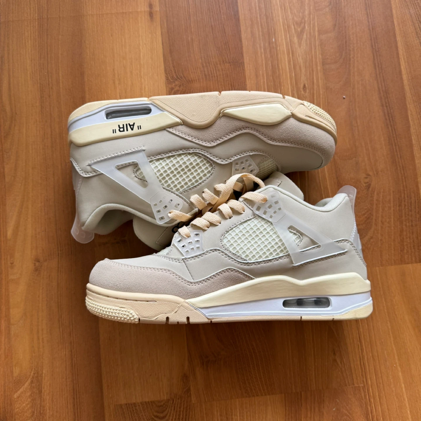 Air Jordan 4 Retro Off-White Sail Sneakers