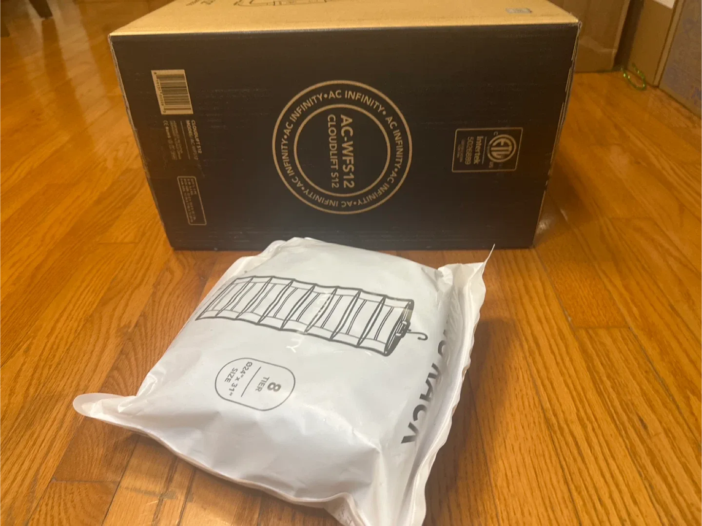 AC Infinity CLOUDLIFT S12 Wall & Floor Fan - 12 inch image indicator(4)