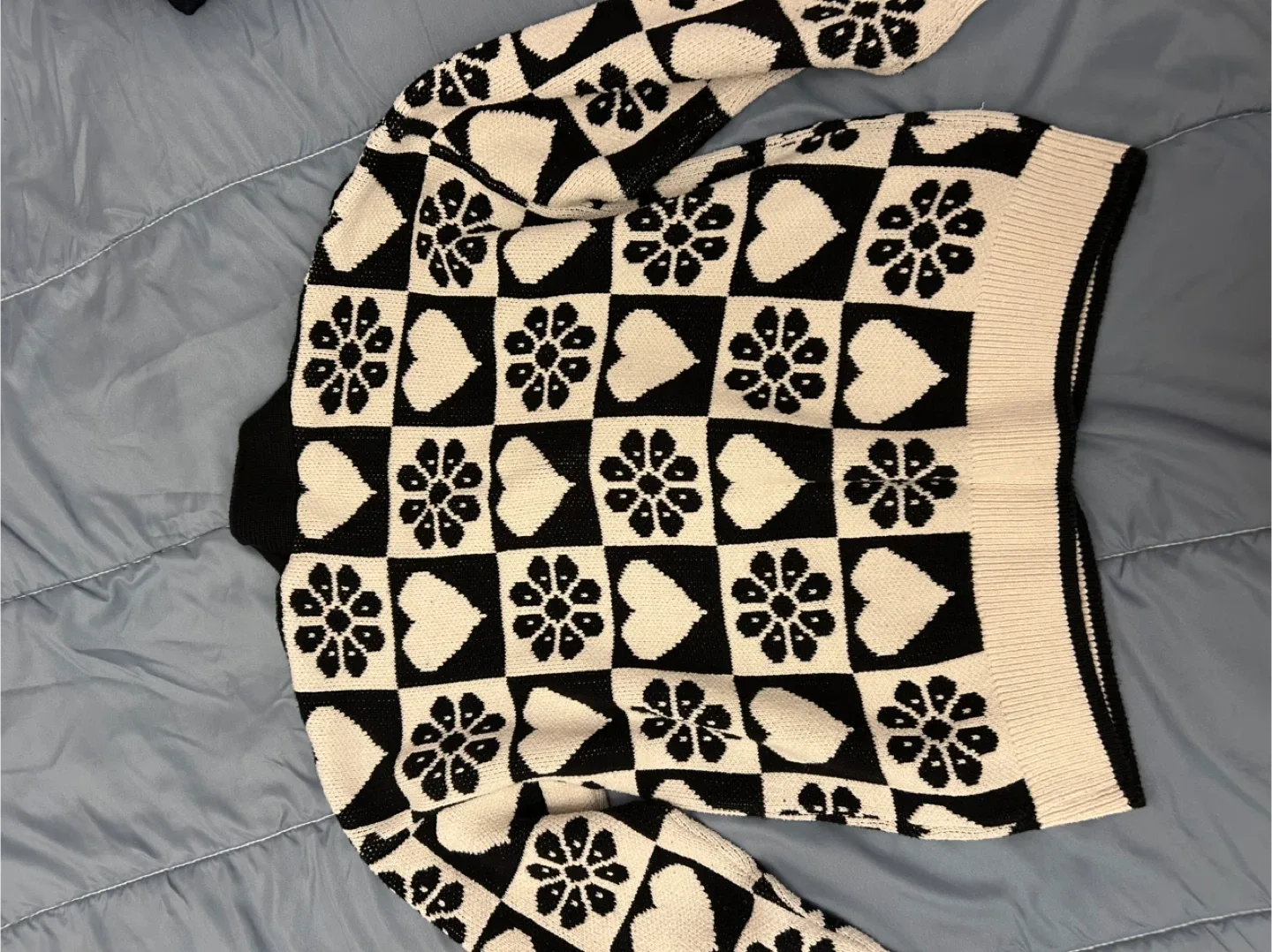 Zara Black & White Patterned Cardigan - Size M image indicator(2)