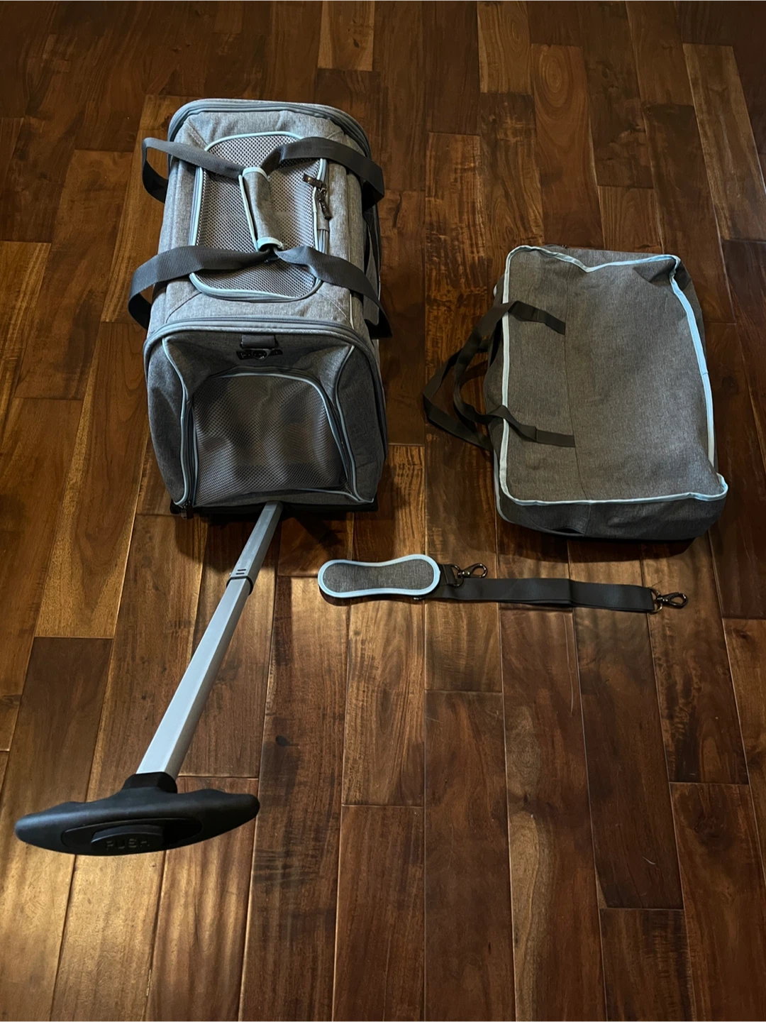 Petsfit Carrier with Removable Wheels