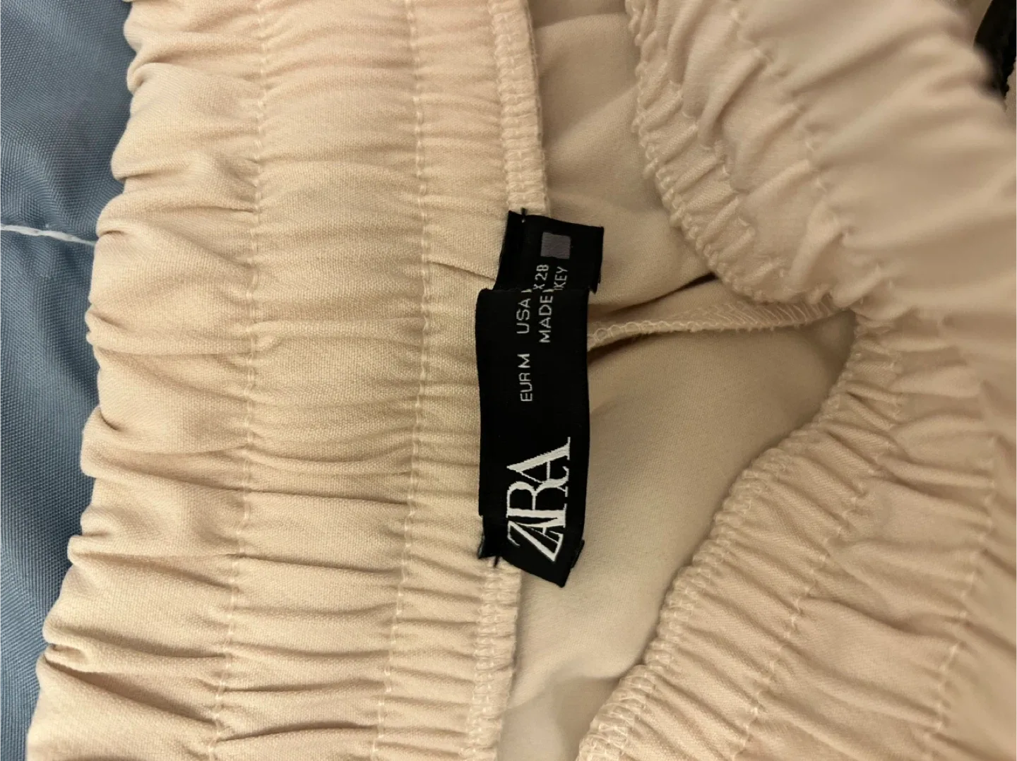 Zara Beige Jogger Pants - Size M image indicator(3)