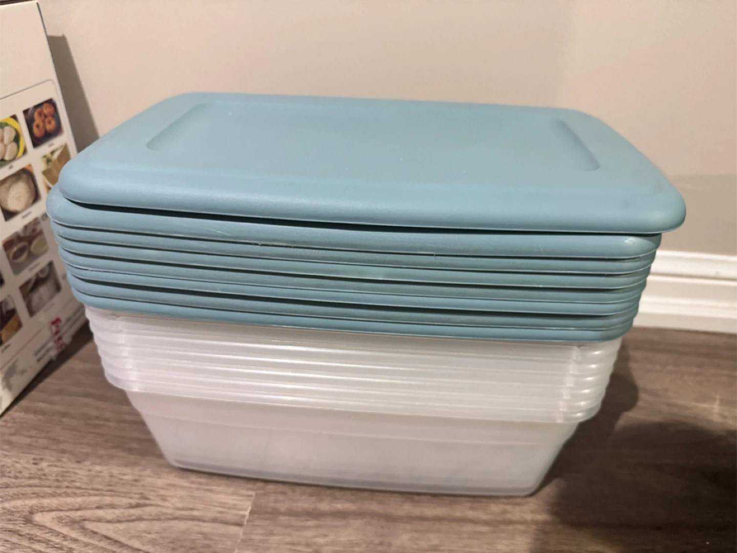 Plastic Food Storage Containers - photo 3