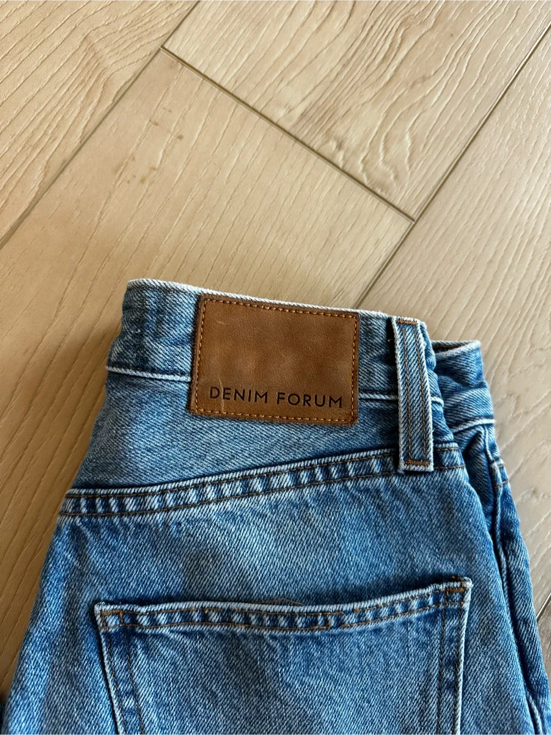 Denim Forum Farrah Jeans image indicator(6)