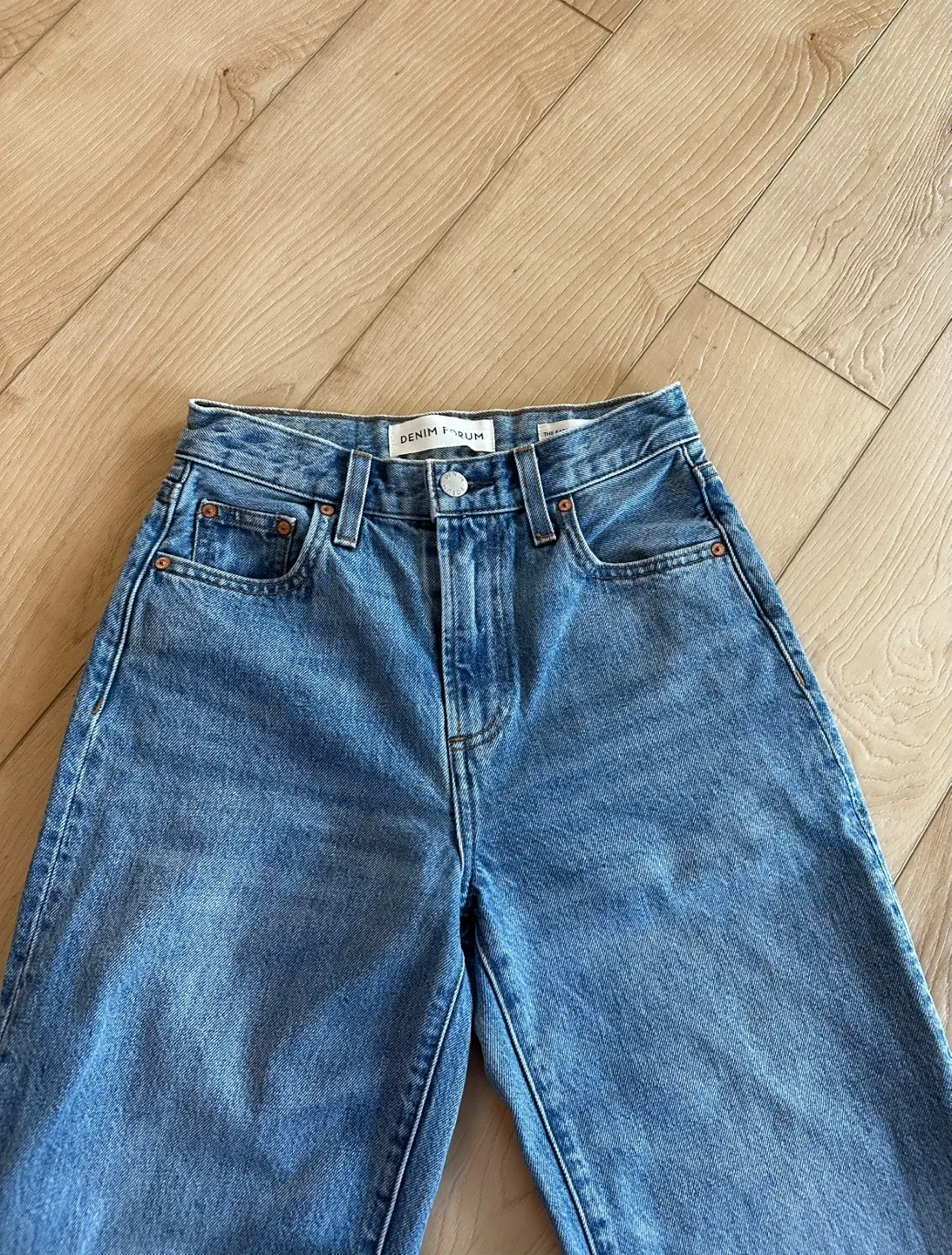 Denim Forum Farrah Jeans image indicator(7)