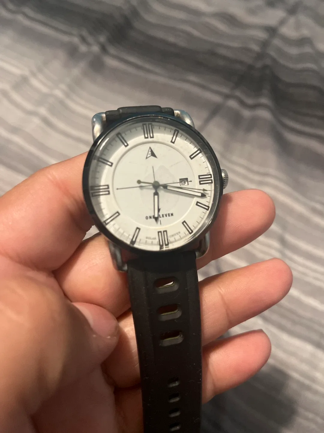 One Eleven Solar Powered Watch image indicator(2)