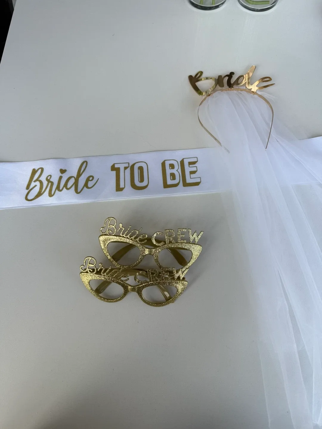 Bride Headband with Veil thumbnail