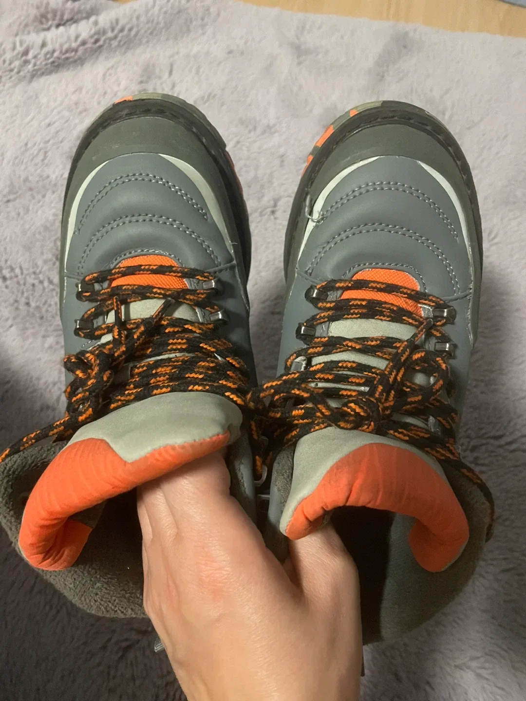 Zara Kids Boots - Size 34 image indicator(3)