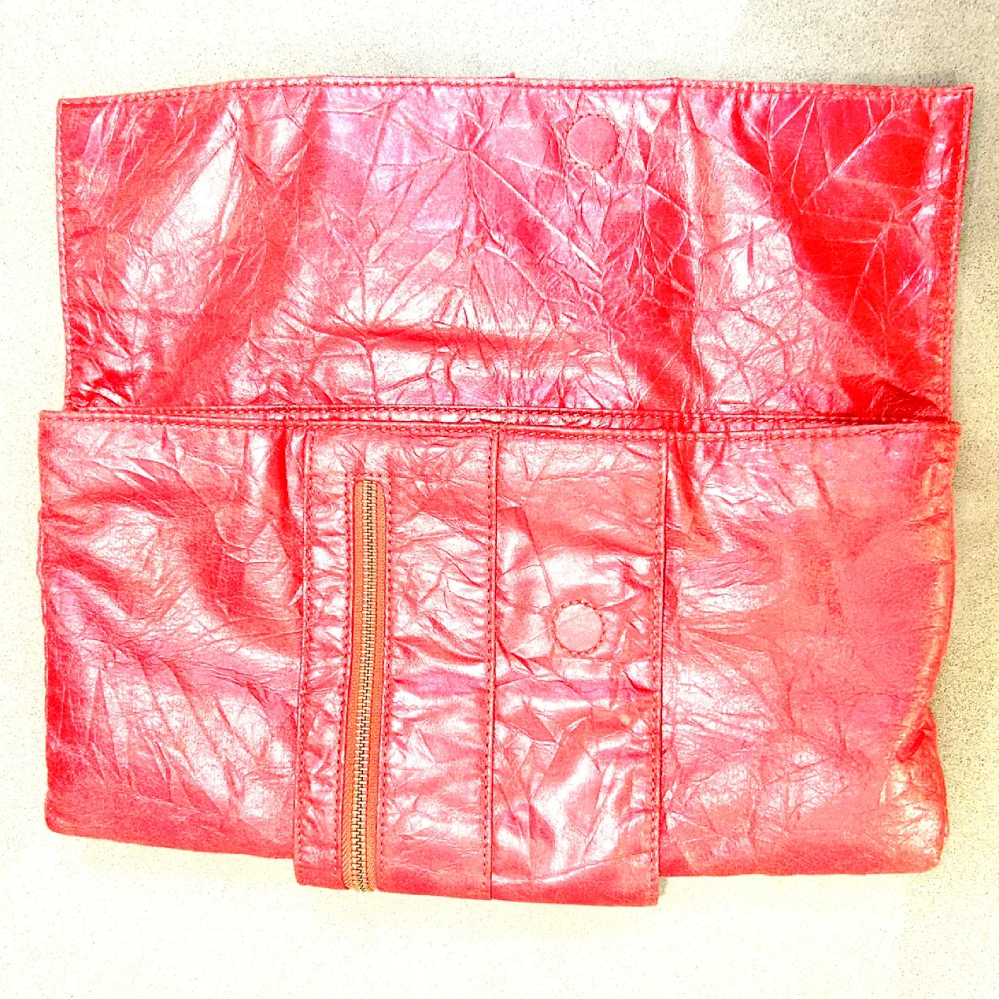 Matt & Nat Red Clutch Bag image indicator(5)