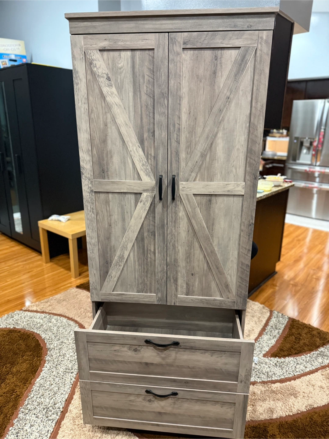 Rustic Farmhouse Style Wardrobe - photo 4