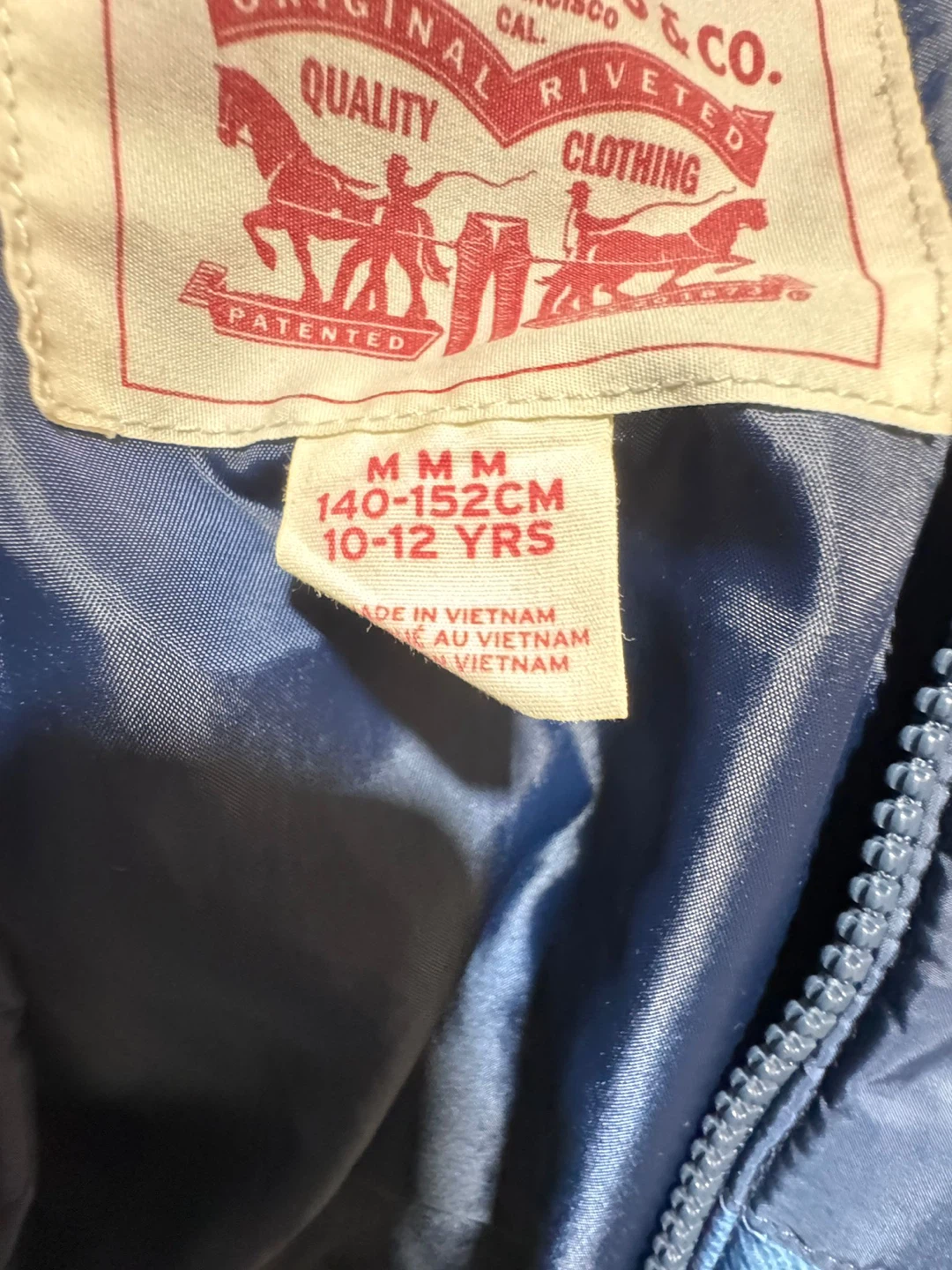 Levi's Kids Puffer Jacket Size 10-12 Years - photo 2