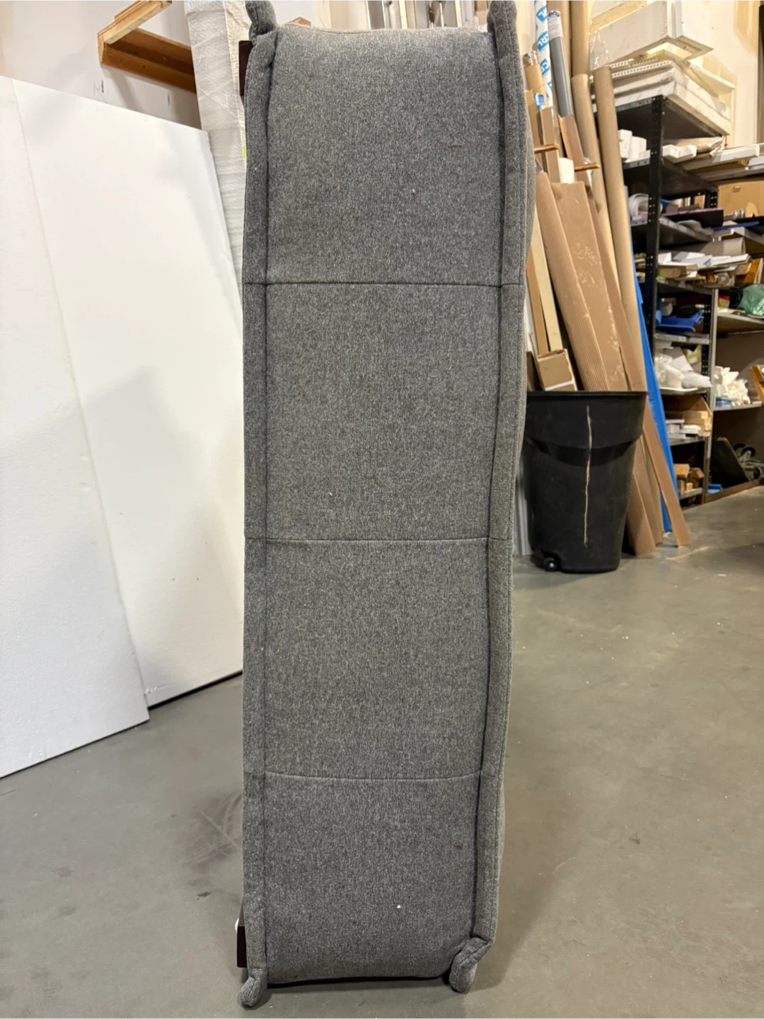 Thomasville Grey Tufted Ottoman - photo 3
