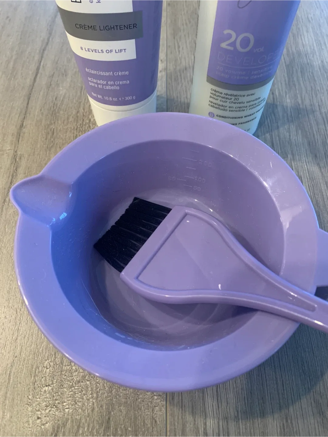 Ion Color Brilliance Bright White Creme Lightener Kit image indicator(2)