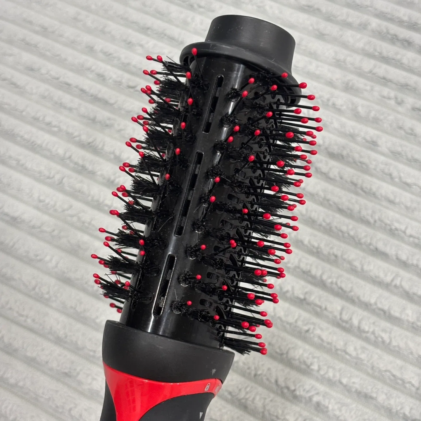 Revlon One-Step Volumizer PLUS Hair Dryer image indicator(4)