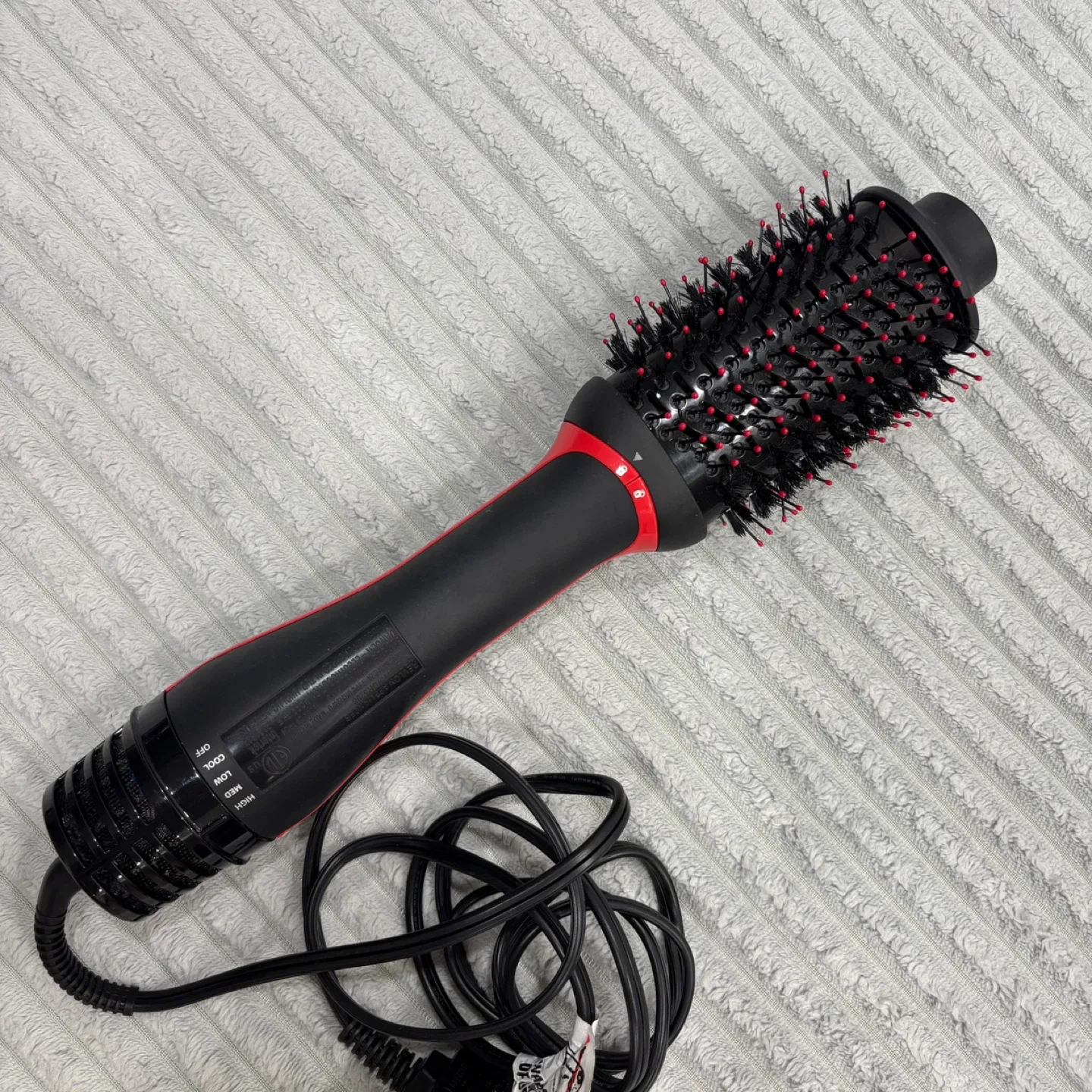 Revlon One-Step Volumizer PLUS Hair Dryer image indicator(3)