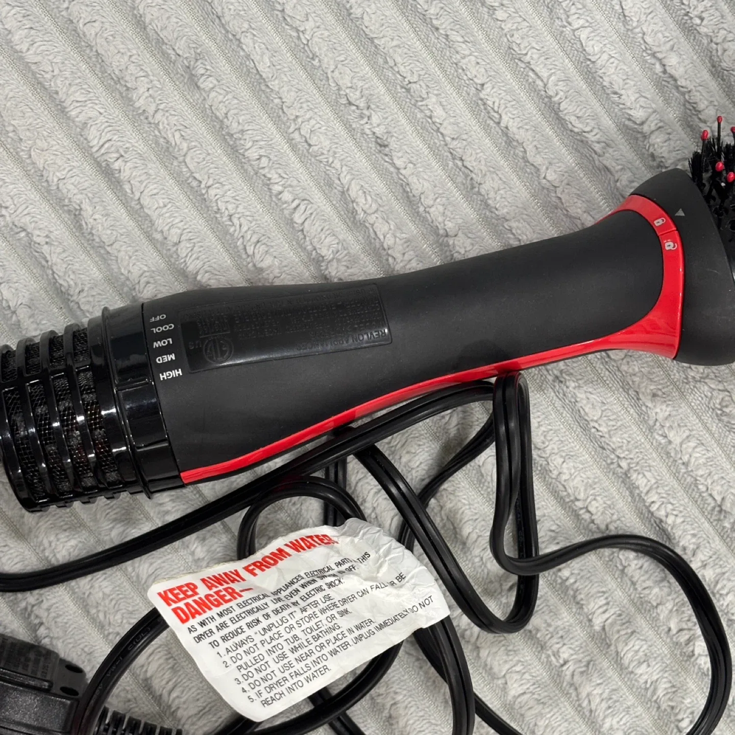 Revlon One-Step Volumizer PLUS Hair Dryer image indicator(8)