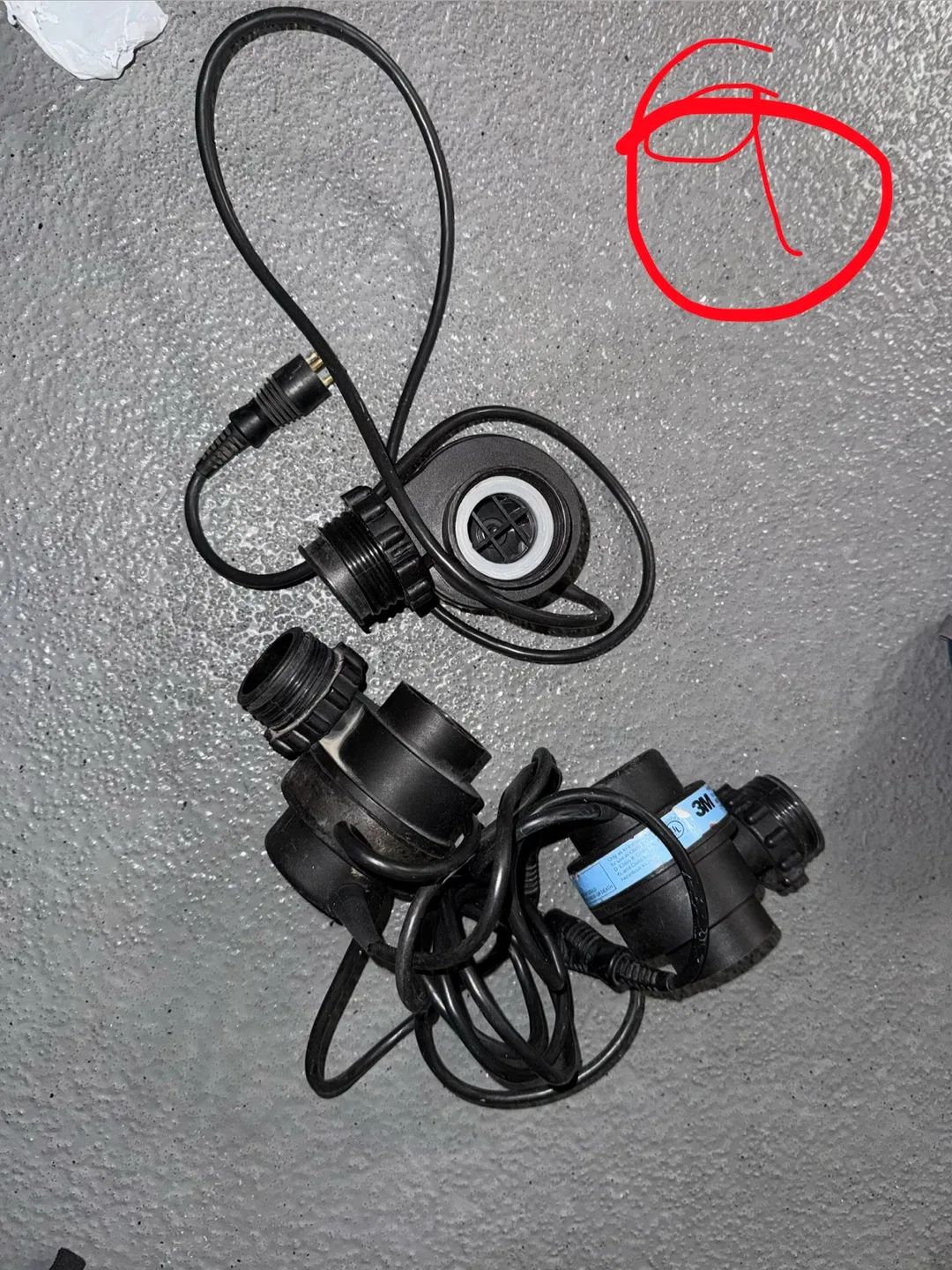 3M Reusable Half and Full Facepiece Respirators image indicator(8)