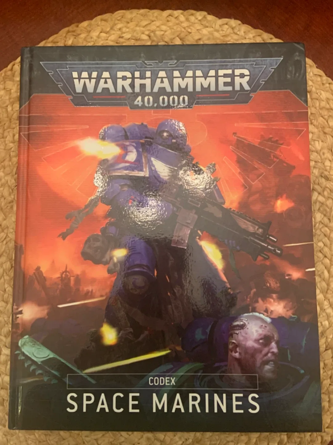 Warhammer 40,000 Codex Space Marines Book image indicator(2)