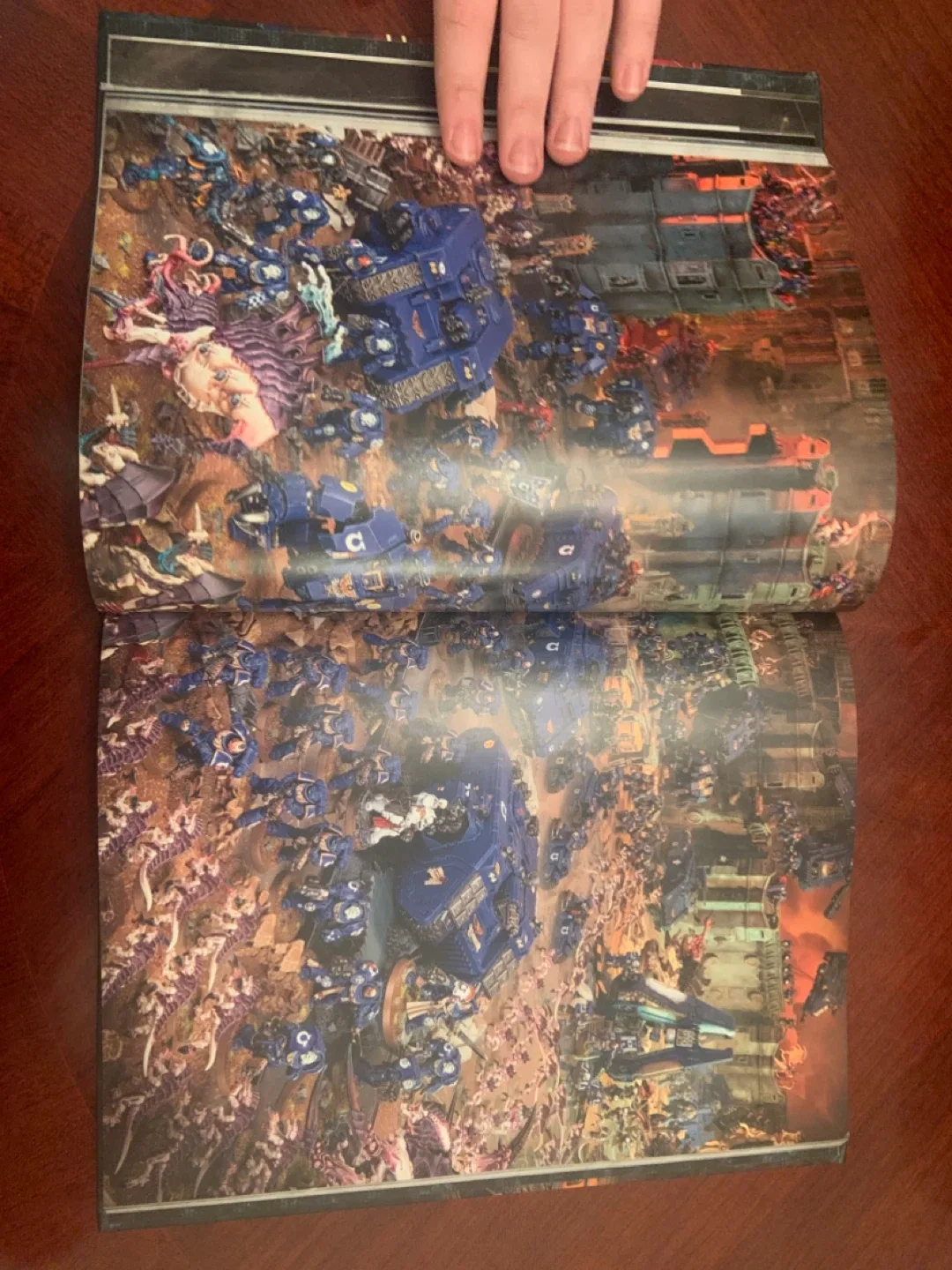 Warhammer 40,000 Codex Space Marines Book image indicator(9)