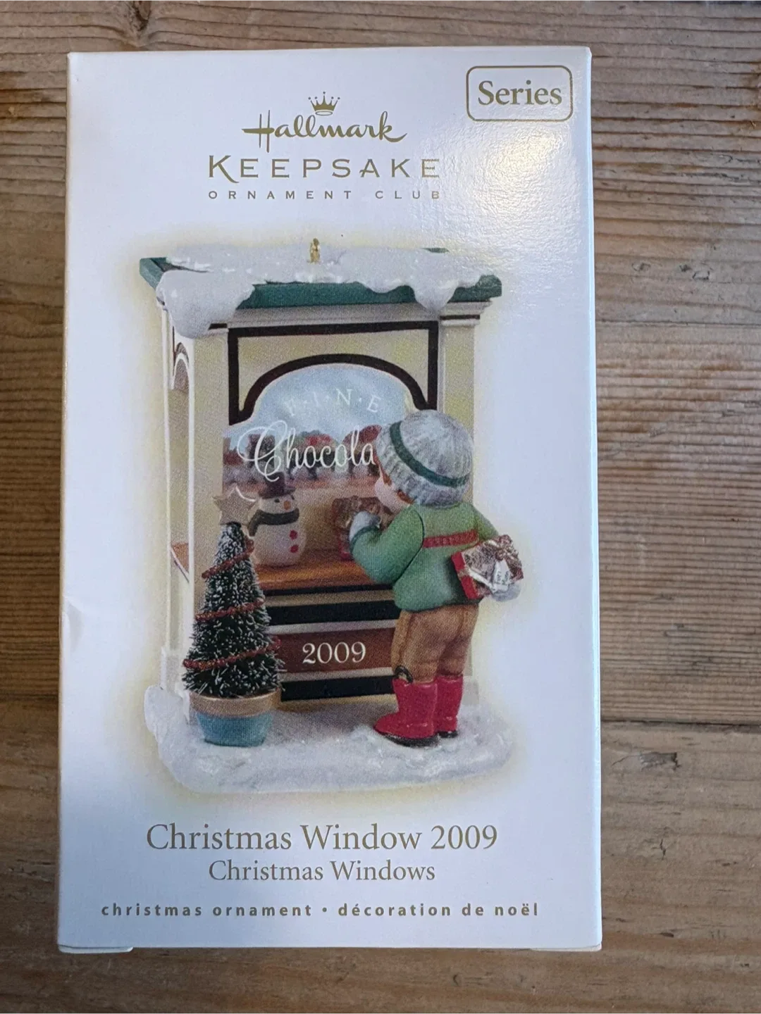 Vintage Hallmark Keepsake Christmas Window 2009 Ornament thumbnail
