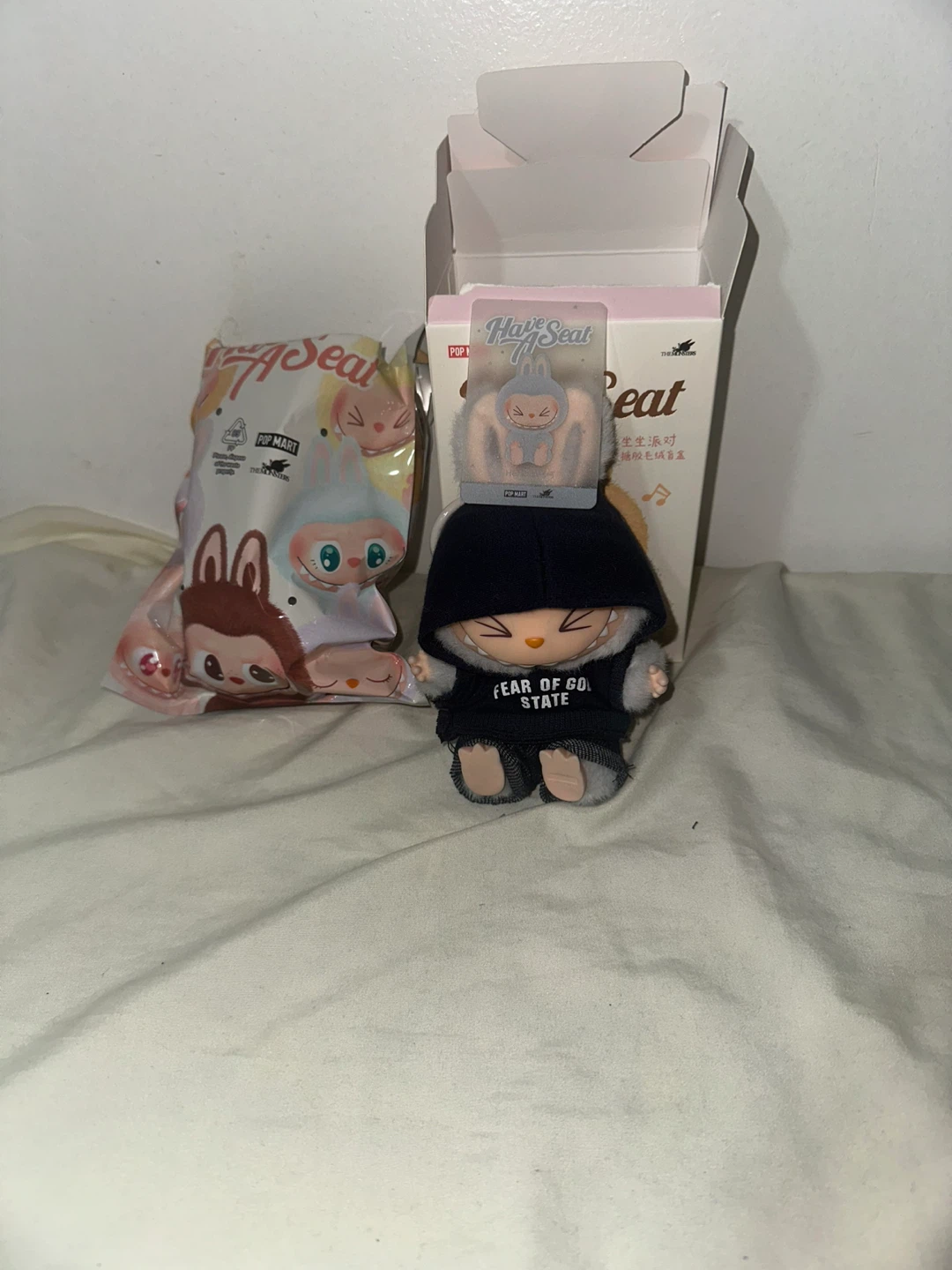 Pop Mart Have A Seat Labubu Plush Toy - photo 3
