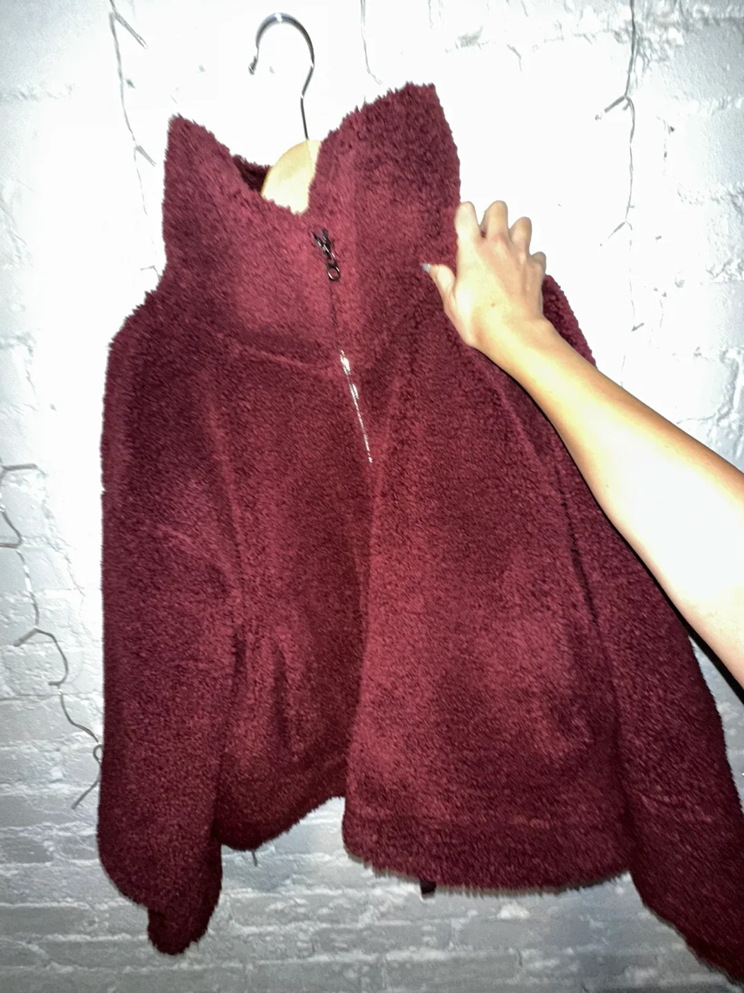 Lululemon Burgundy Teddy Size M image indicator(6)
