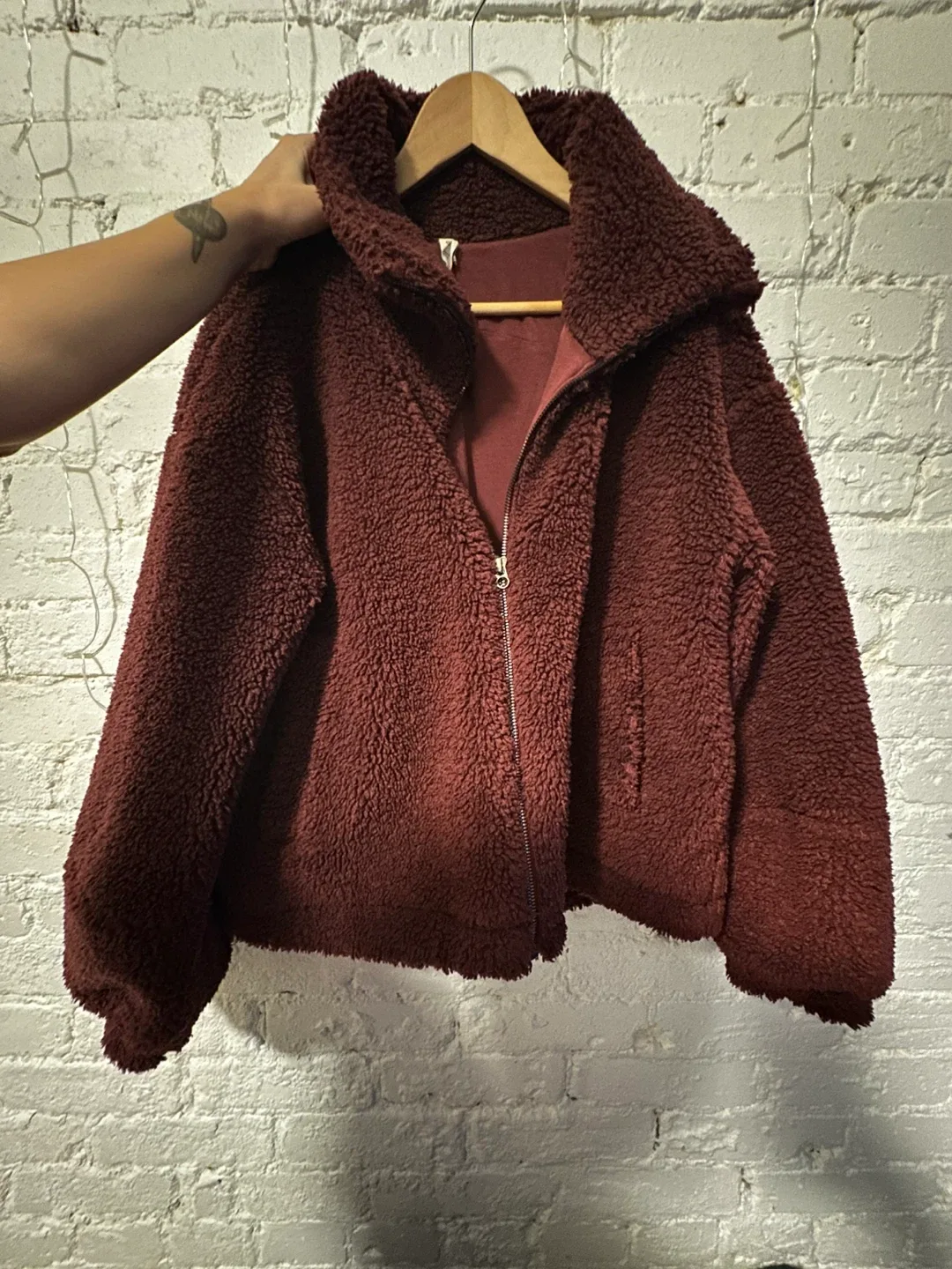Lululemon Burgundy Teddy Size M