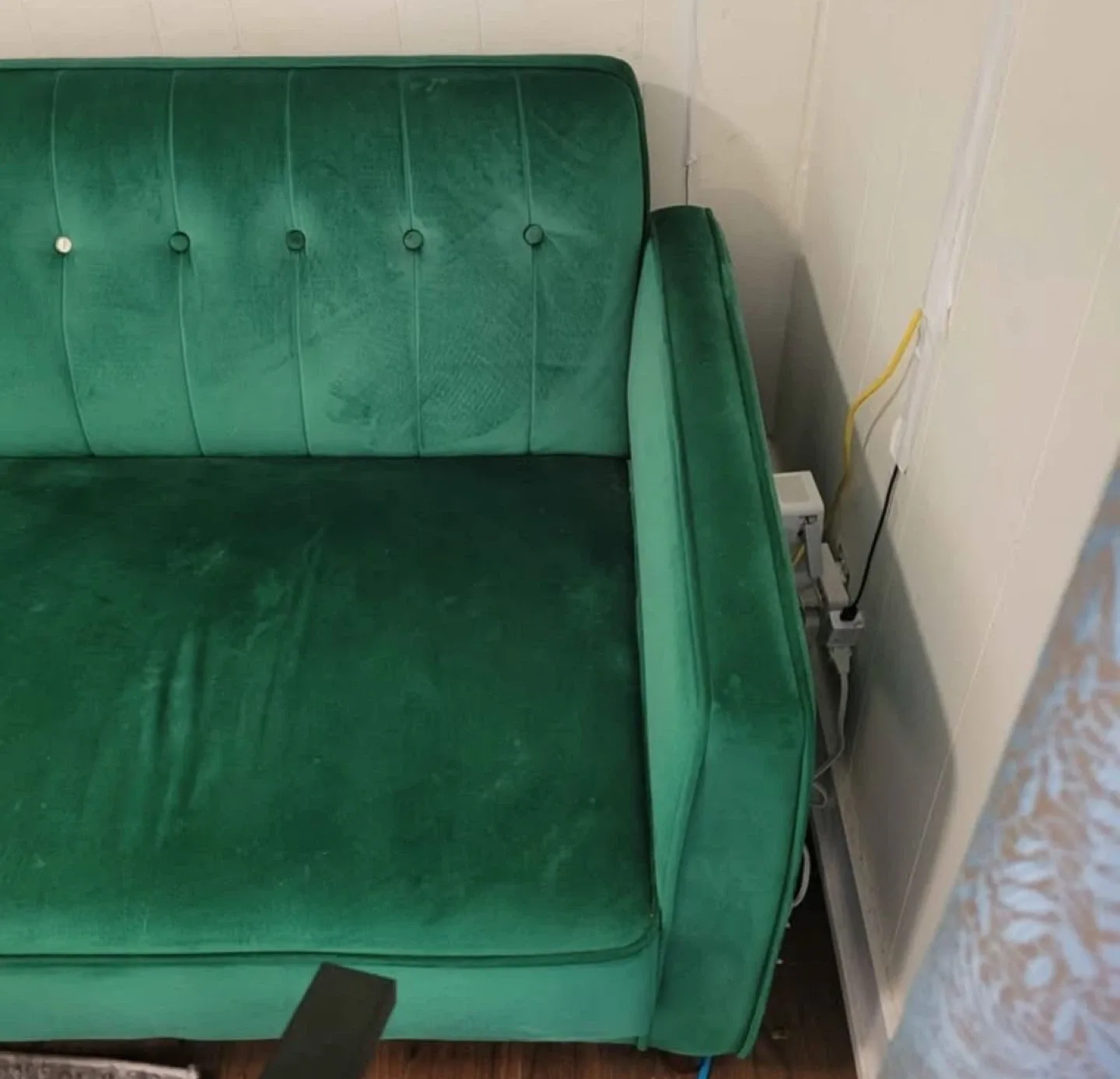 Green Velvet Sofa image indicator(3)