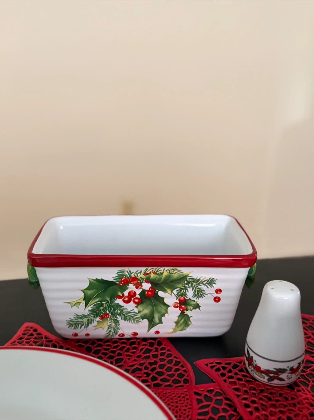 Christmas Dinnerware Set - photo 2