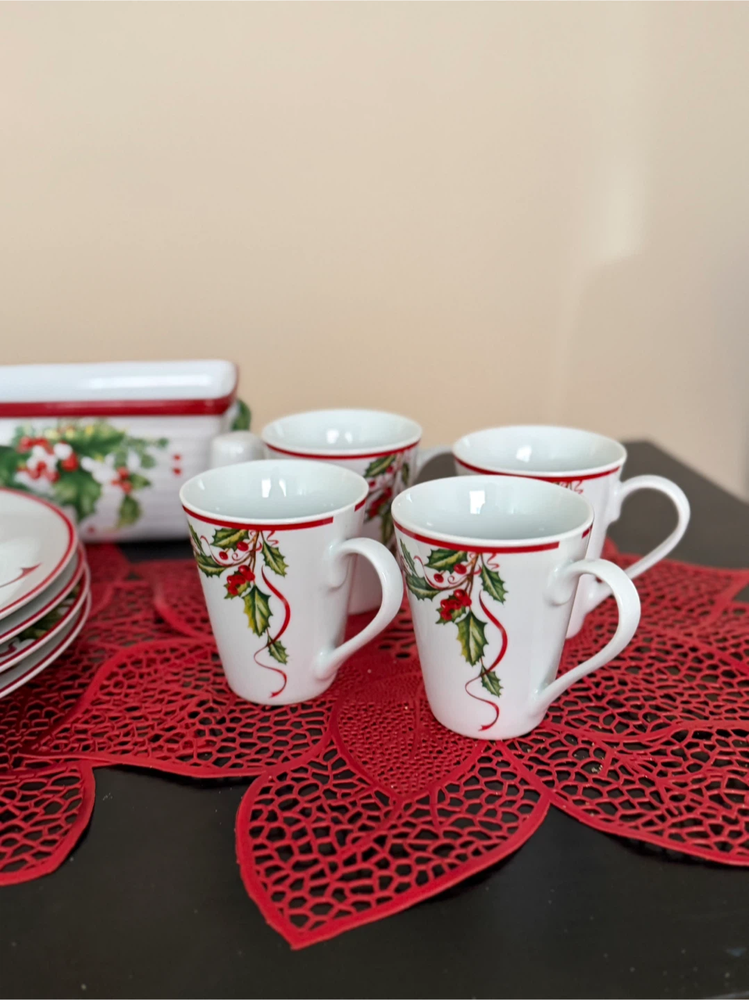 Christmas Dinnerware Set - photo 3