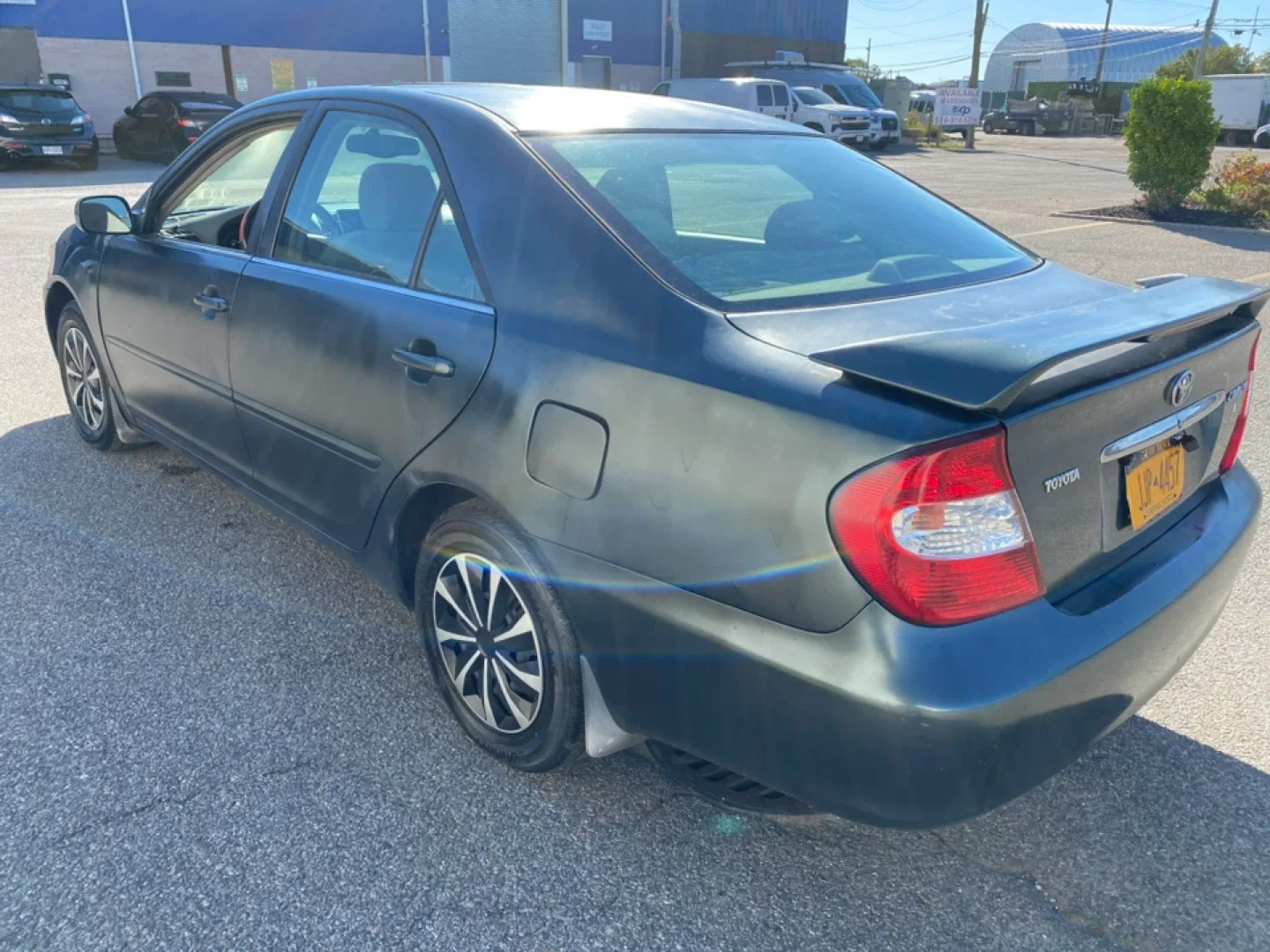 Used Toyota Camry Sedan image indicator(2)