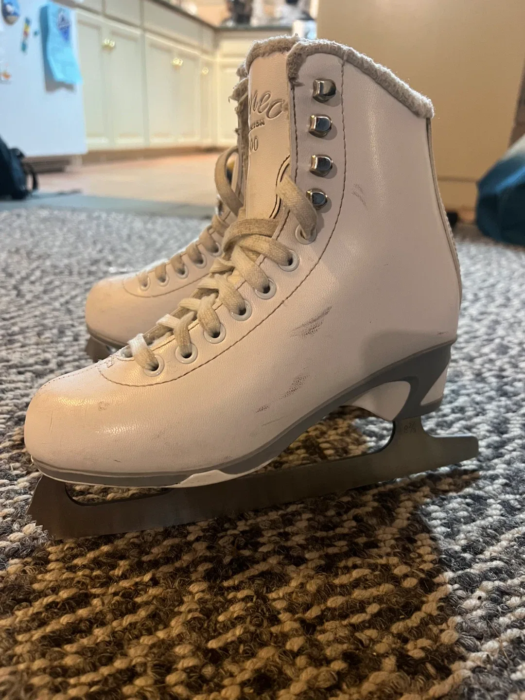 Ice Skates size 4 - Jackson Ultima Romeo 1500 image indicator(4)