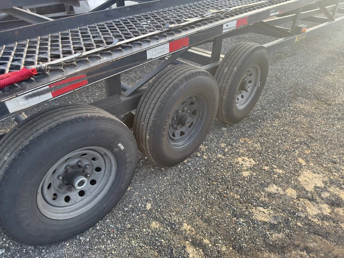 Kaufman Trailer 2023 | Car Hauler | Excellent Condition image indicator(6)