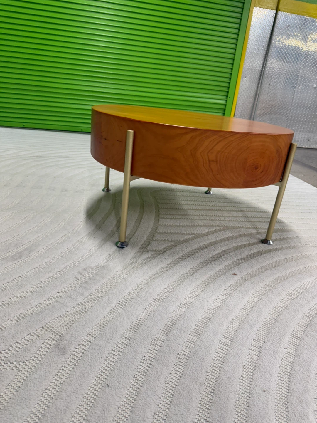 Wooden Round Coffee Table - FREE DELIVERY - photo 3