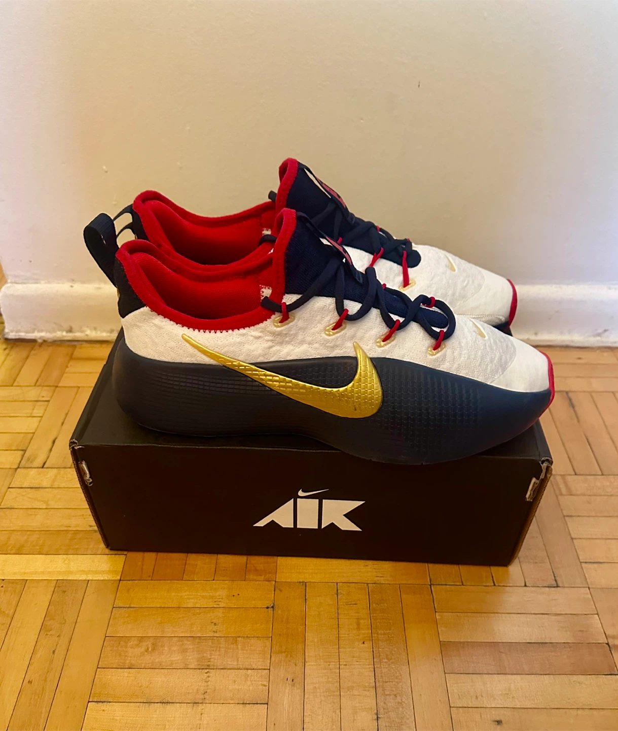 Nike LeBron Witness 7 White/Gold/Red Shoes