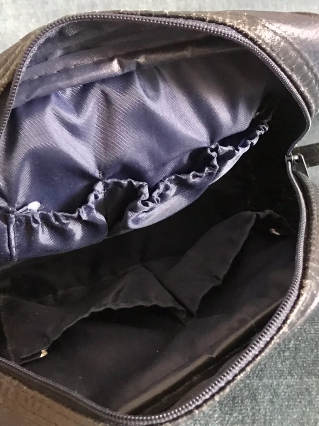 Leather Travel Kit + 7 ✨NEW Jack Black Travel Size Toiletries image indicator(3)