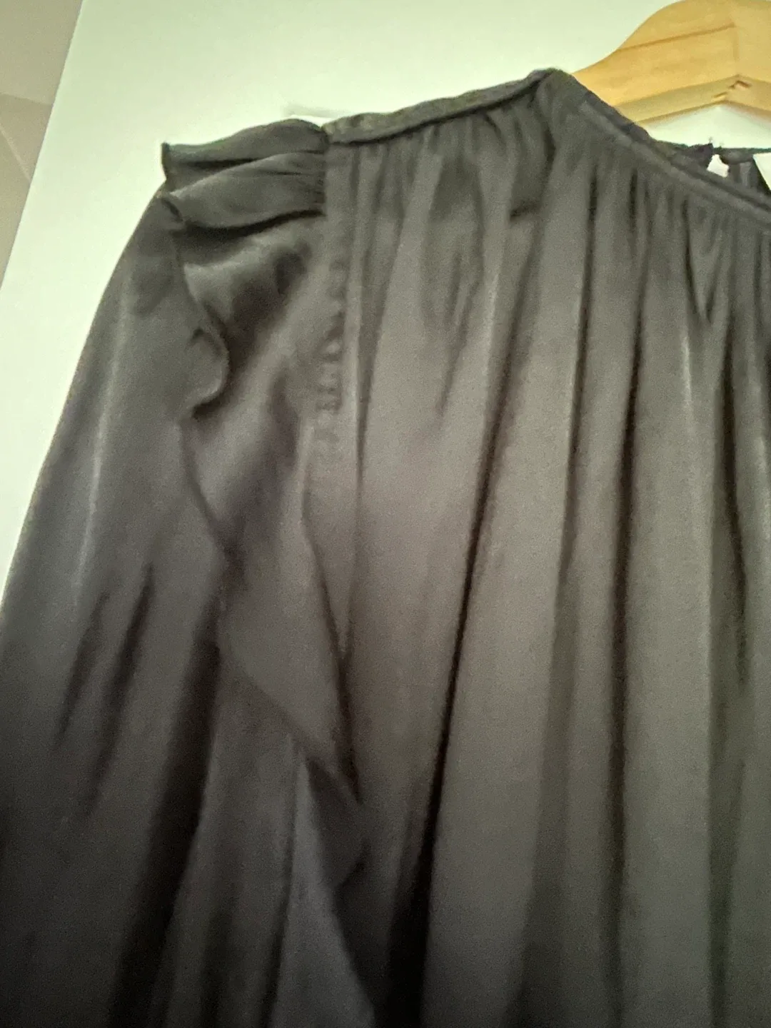 Wilfred Black Blouse - Size XS image indicator(4)