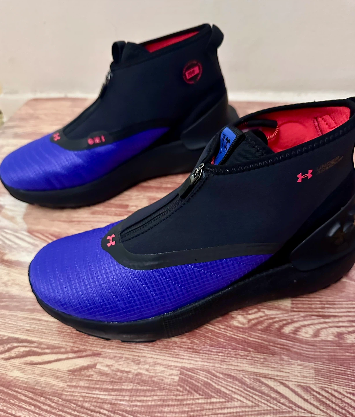 Under Armour 308475 Blue & Black Shoes - Size 10.5 - photo 4