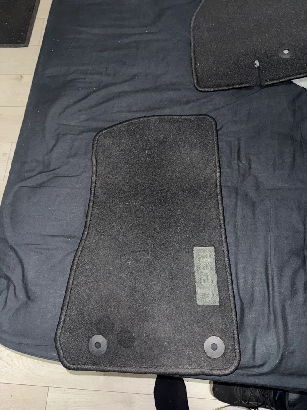 Jeep Black Car Floor Mats - Set of 4 image indicator(2)