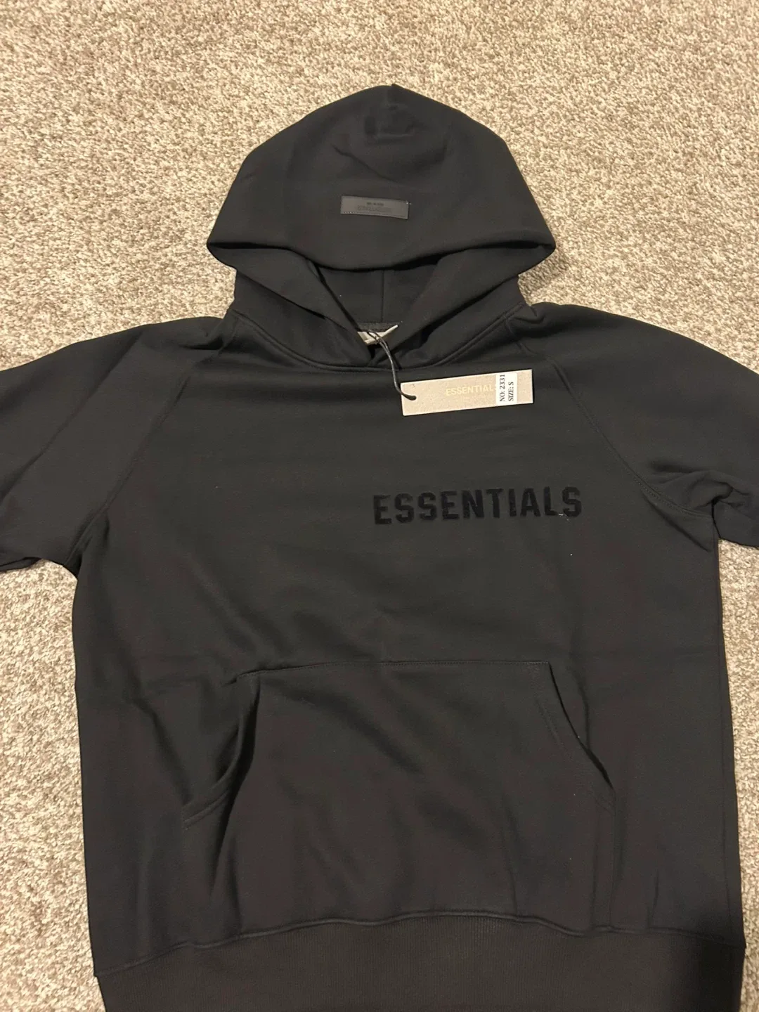 Essentials Fear of God Black Hoodie - Size S image indicator(5)