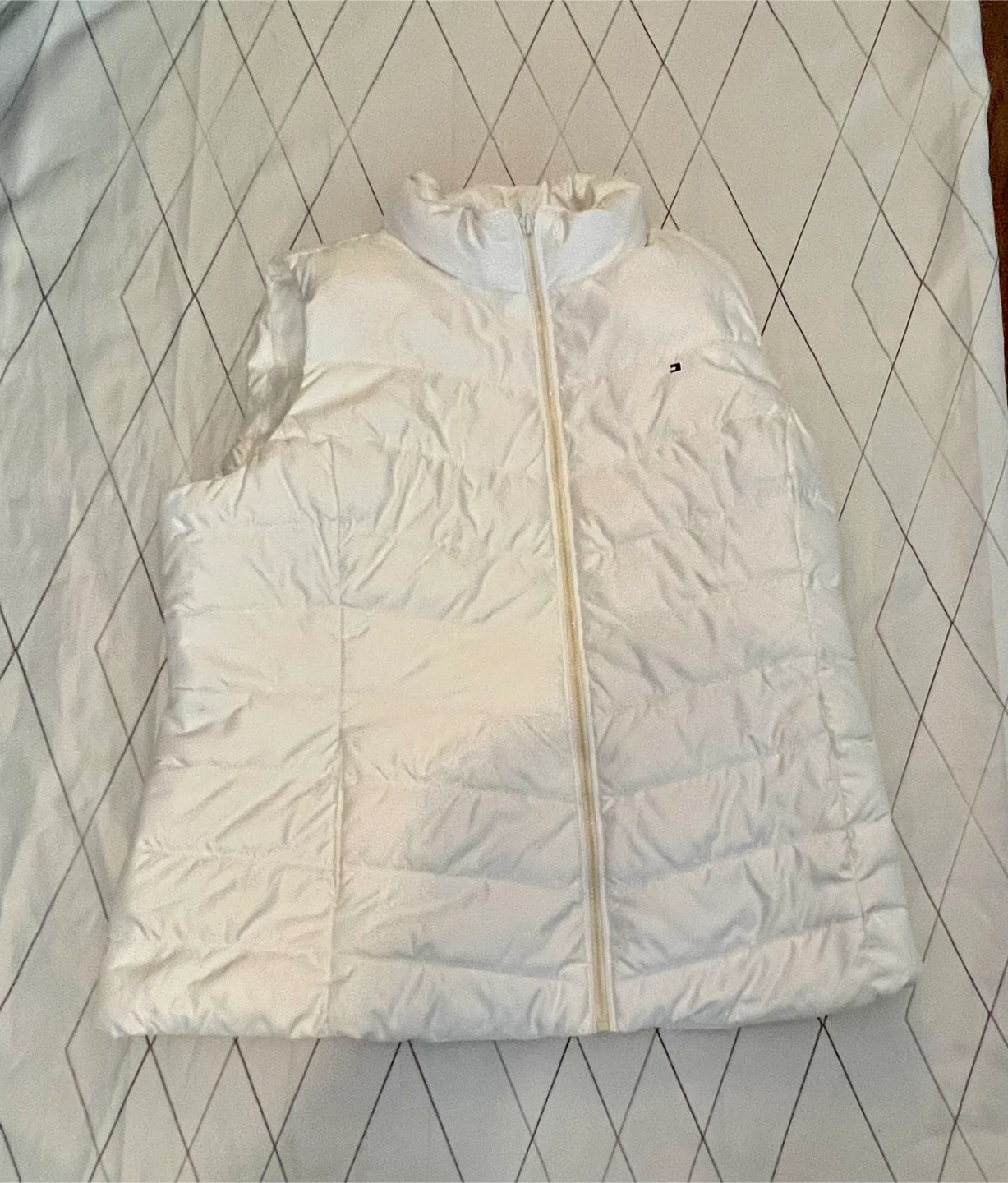 Tommy Hilfiger White Puffer Vest - XXL
