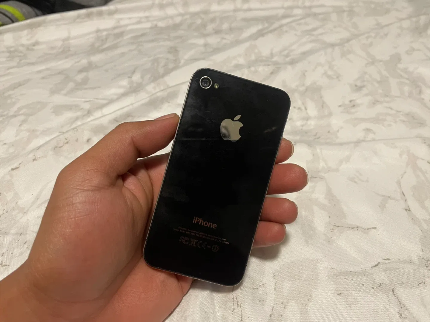 Apple iPhone 4S - Black image indicator(2)