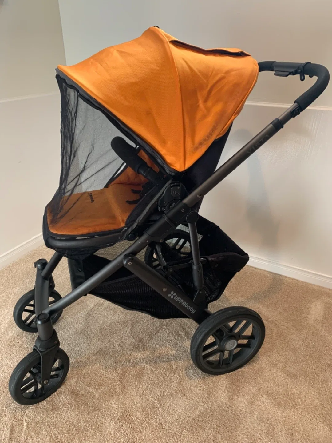 Uppababy VISTA Stroller with Bassinet - Great Condition image indicator(4)