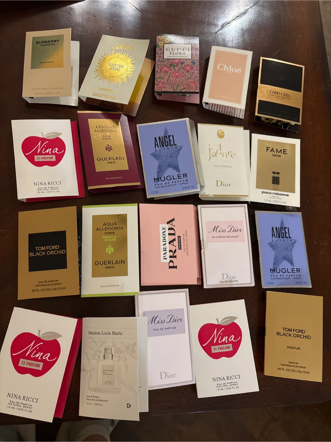 Designer Perfume Sample Lot - Burberry, Gucci, Dior + More!