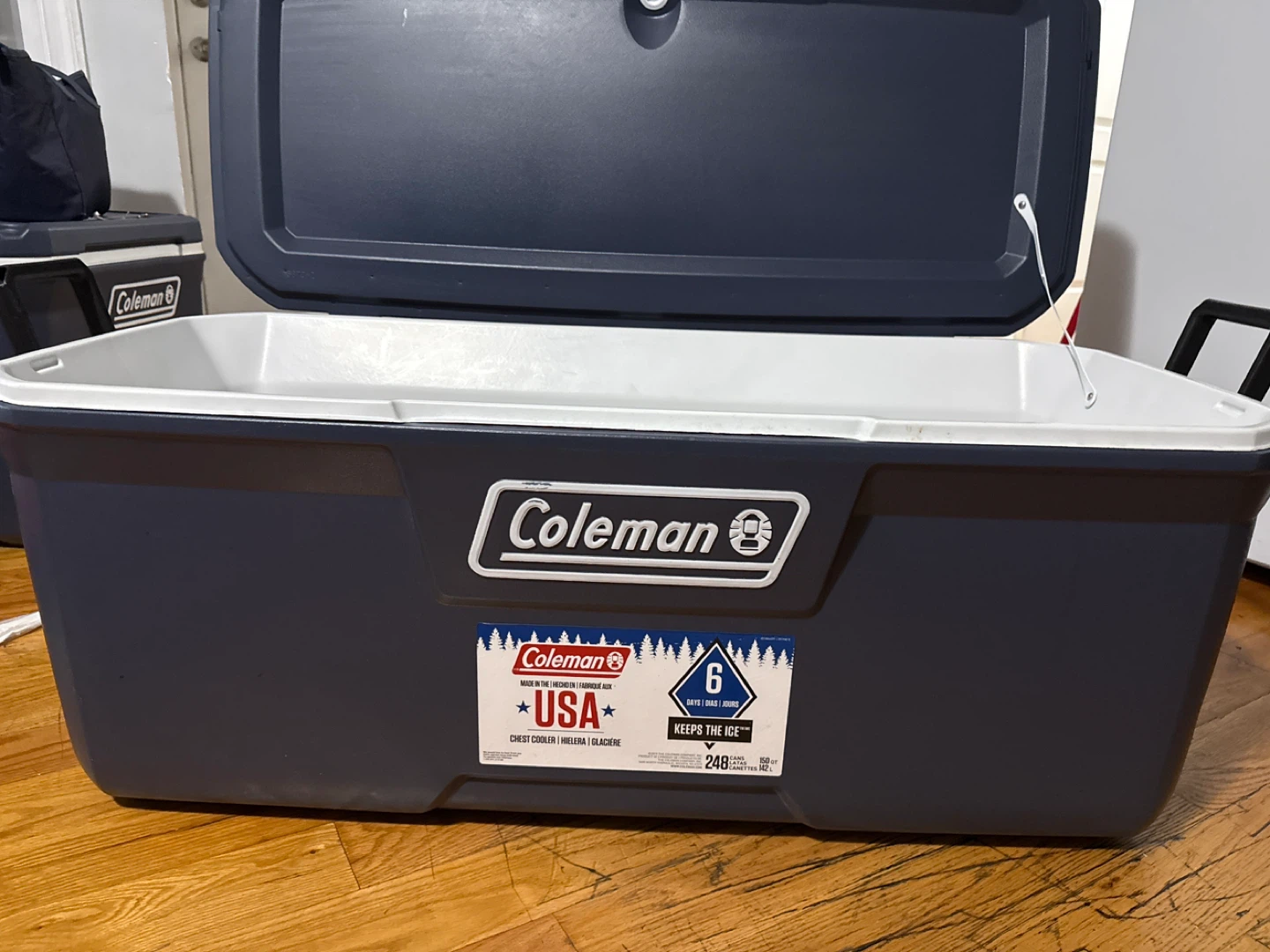 Coleman Chest Cooler - Keep Ice for 6 Days! - photo 4