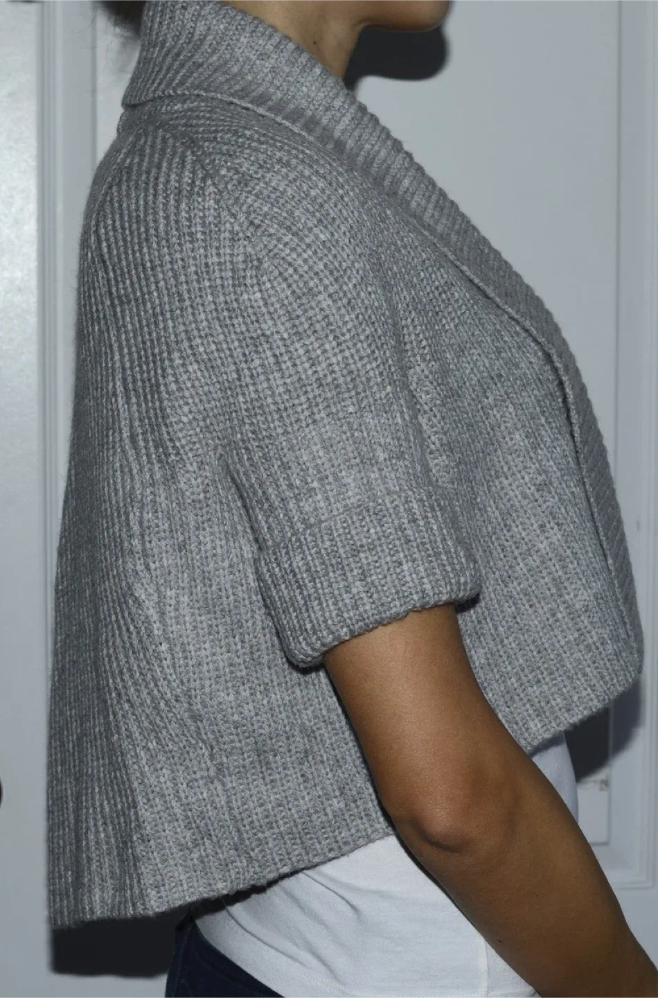 BCBGMAXAZRIA Grey Knit Bolero Shrug image indicator(5)