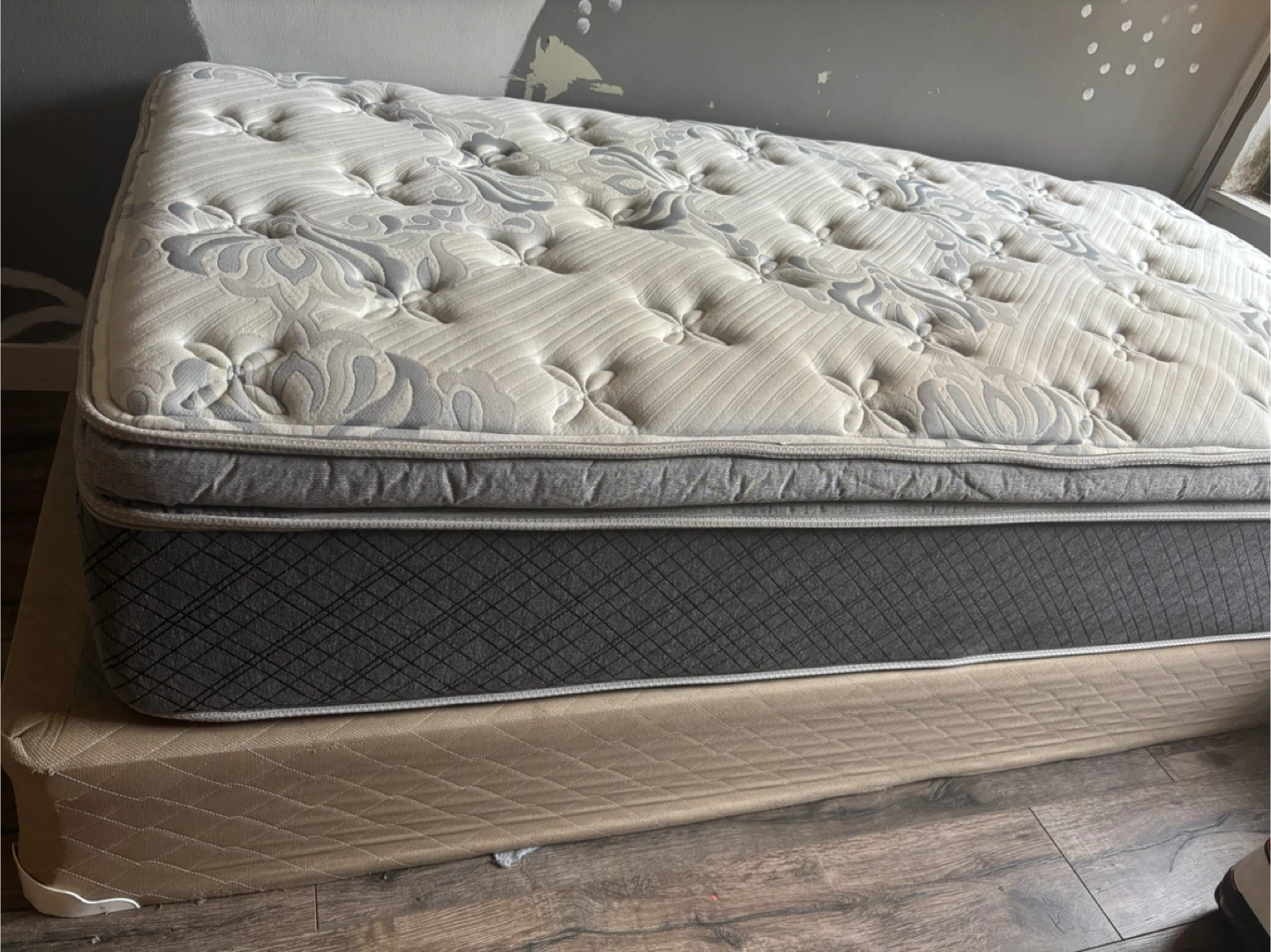 Beautyrest Silver Mattress