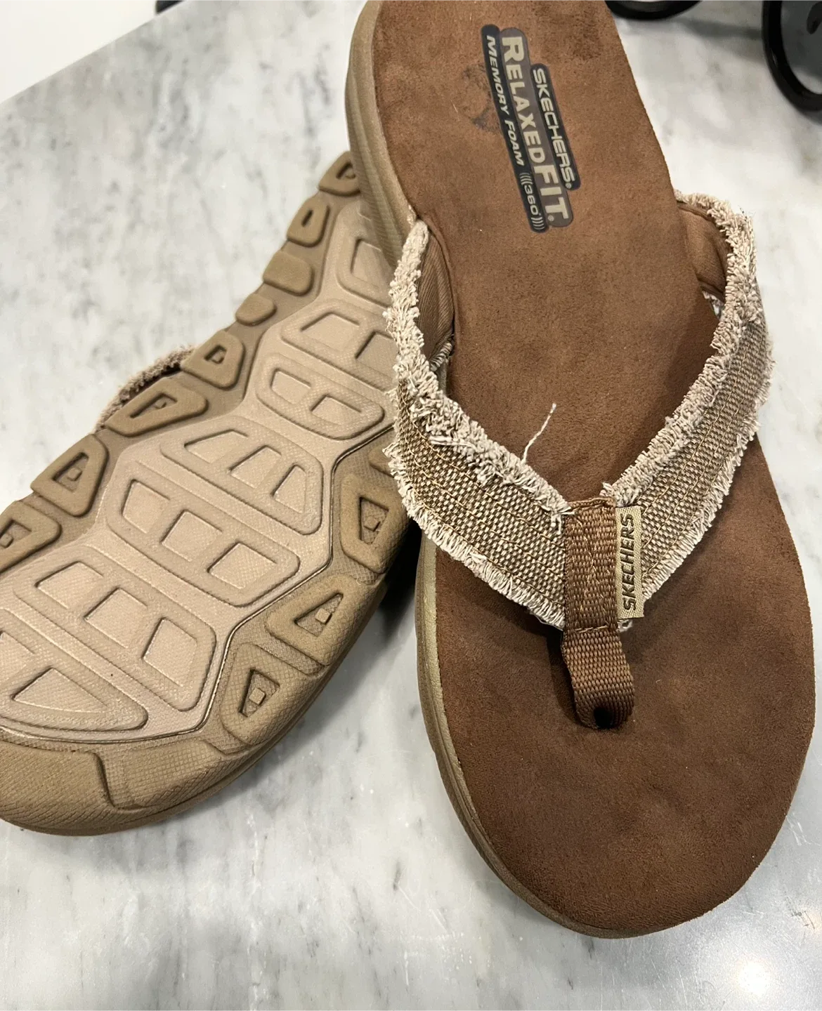 Skechers Relaxed Fit Memory Foam Flip Flops image indicator(2)